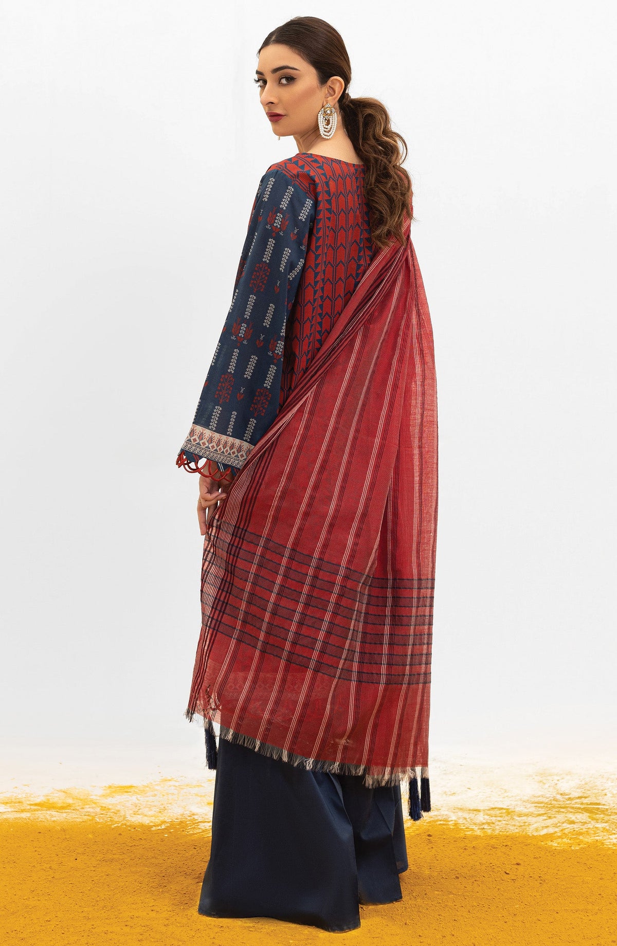 Orient - Unstitched 3 Piece Embroidered Lawn Shirt , Cambric Pant and Yarn Dyed Dupatta