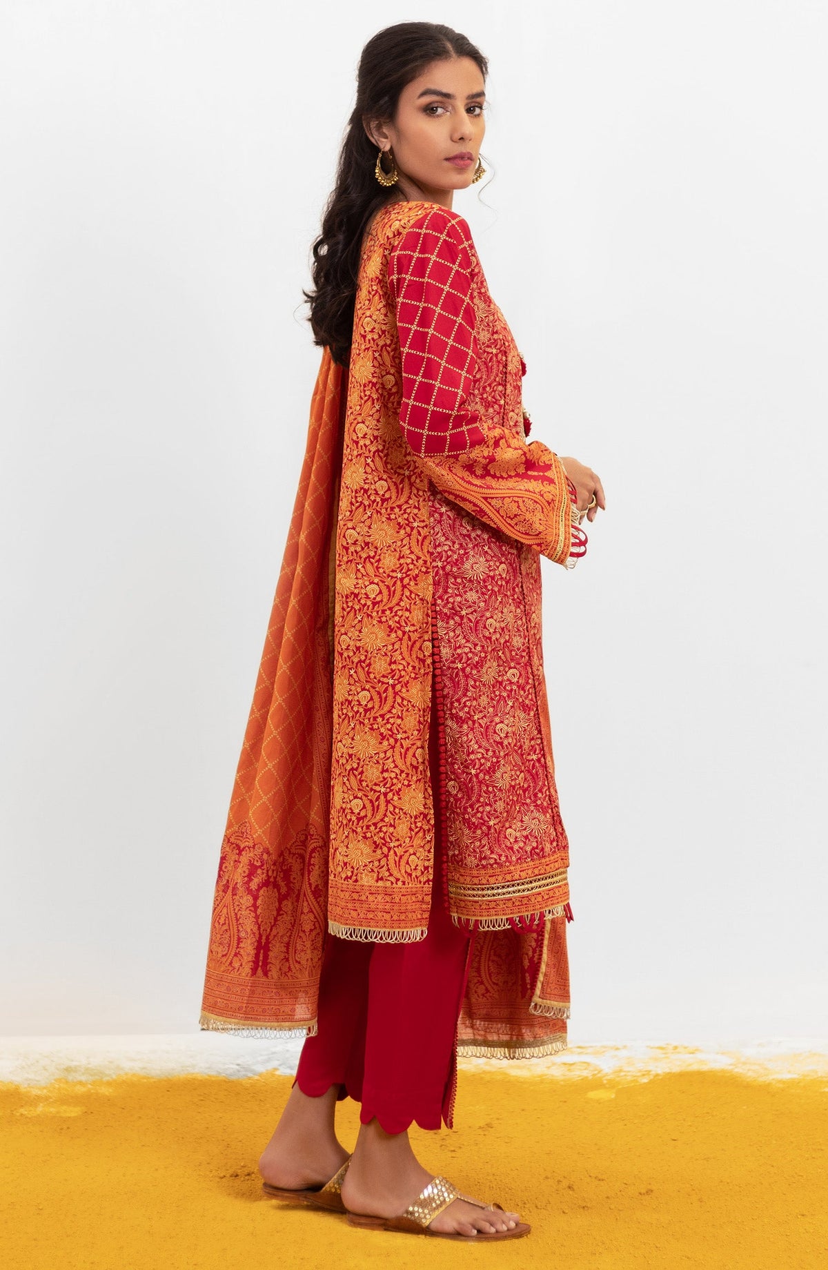 Orient - Unstitched 3 Piece Embroidered Lawn Shirt , Cambric Pant and Lawn Dupatta