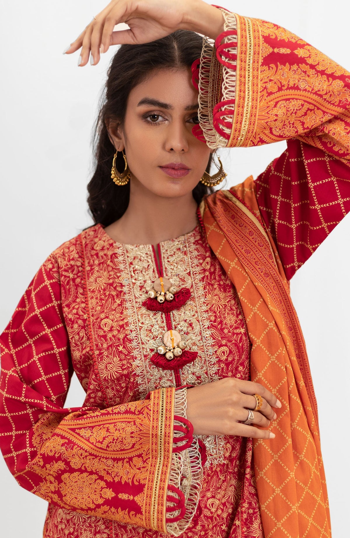 Orient - Unstitched 3 Piece Embroidered Lawn Shirt , Cambric Pant and Lawn Dupatta