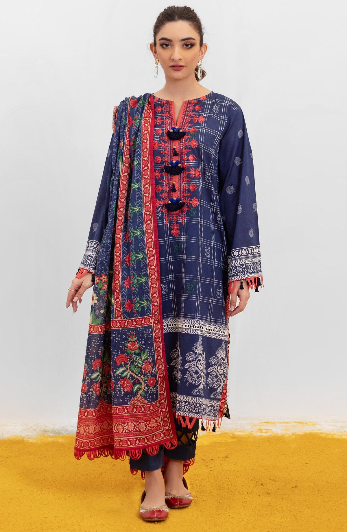 Orient - Unstitched 3 Piece Embroidered Lawn Shirt , Cambric Pant and Lawn Dupatta