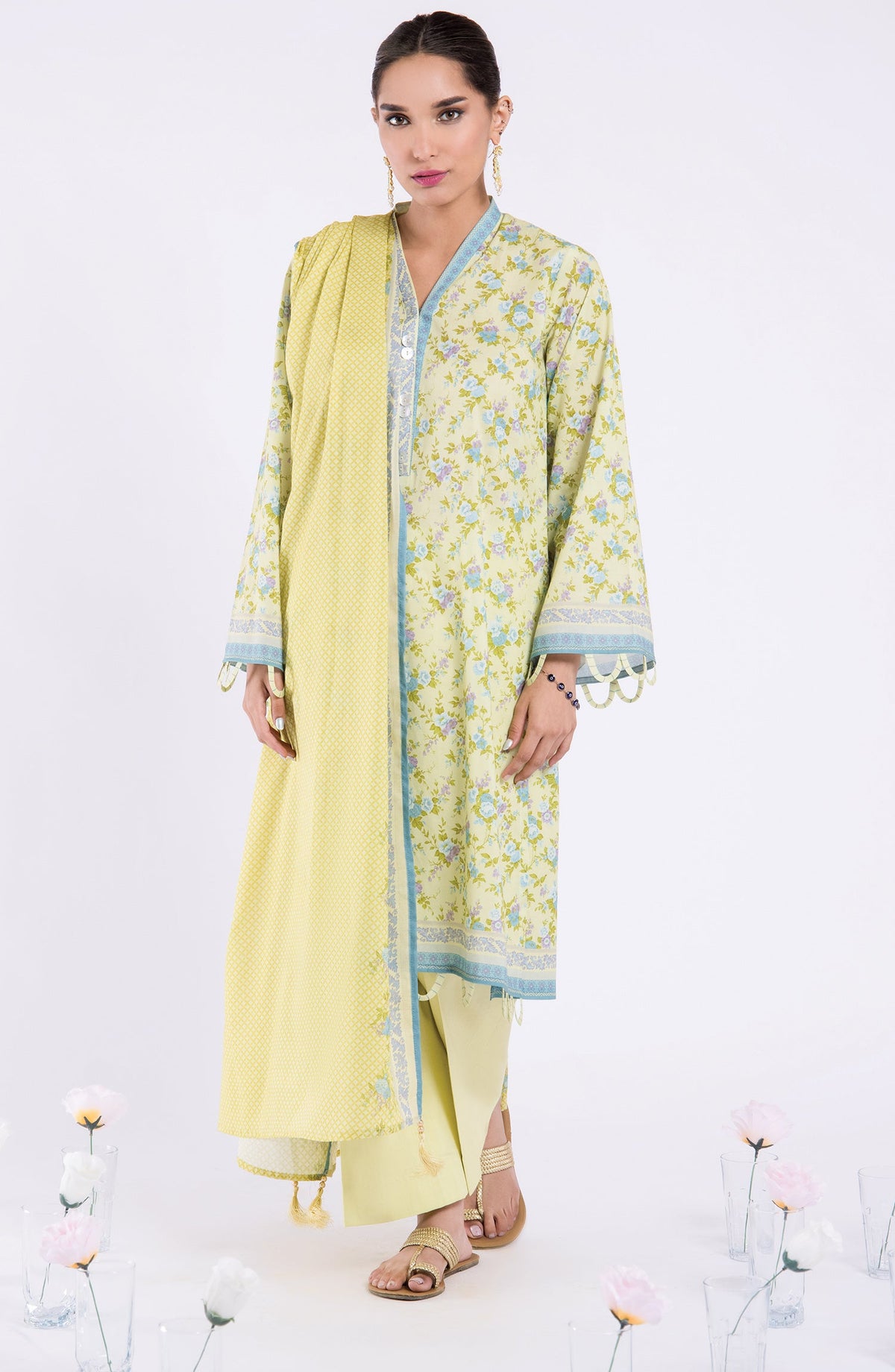 Orient - Unstitched 3 Piece Printed Lawn Shirt , Cambric Pant and Lawn Dupatta