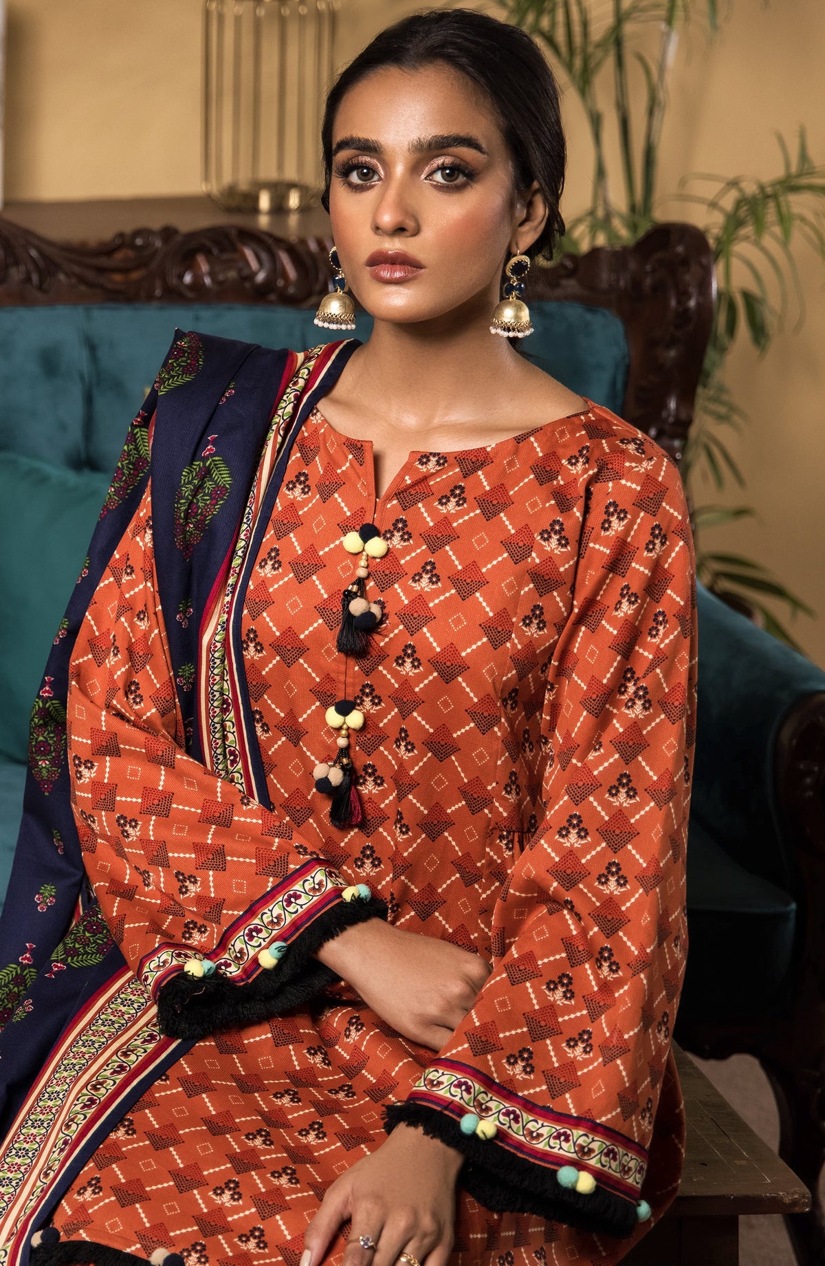 Orient - Unstitched 3 Piece Printed Cottel Shirt , Cottel Pant and Cottel Dupatta