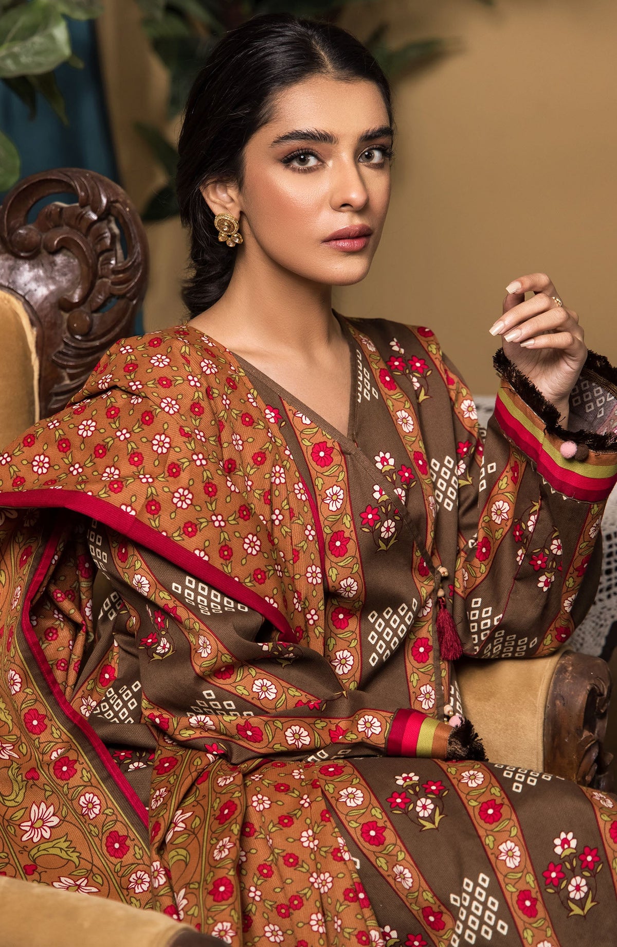 Orient - Unstitched 3 Piece Printed Cottel Shirt , Cottel Pant and Cottel Dupatta