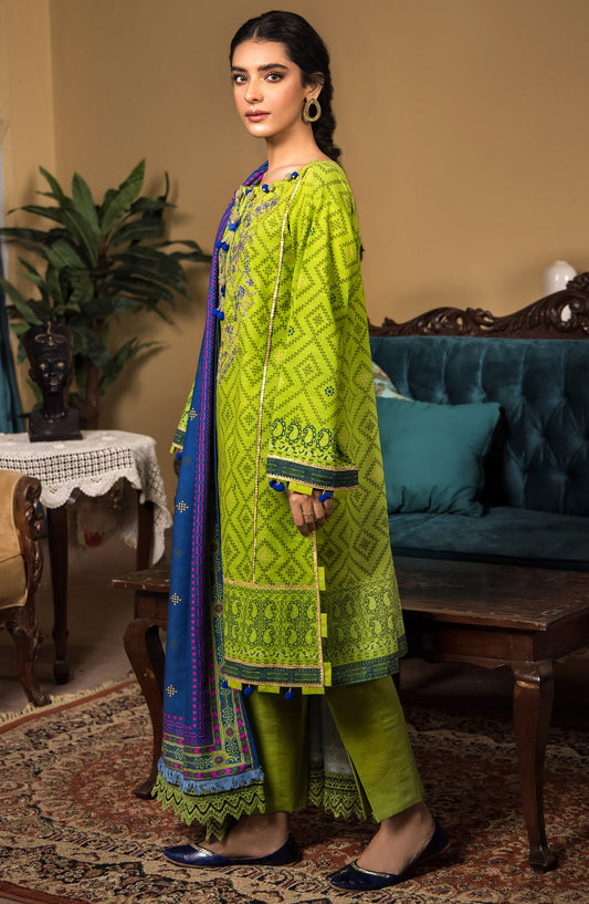 Orient - Unstitched 3 Piece Embroidered Khaddar Shirt , Khaddar Pant and Acrylic Dupatta