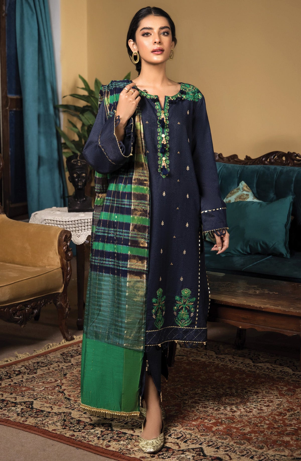 Orient - Unstitched 3 Piece Embroidered Karandi Shirt , Karandi Pant and Yarn Dyed Dupatta