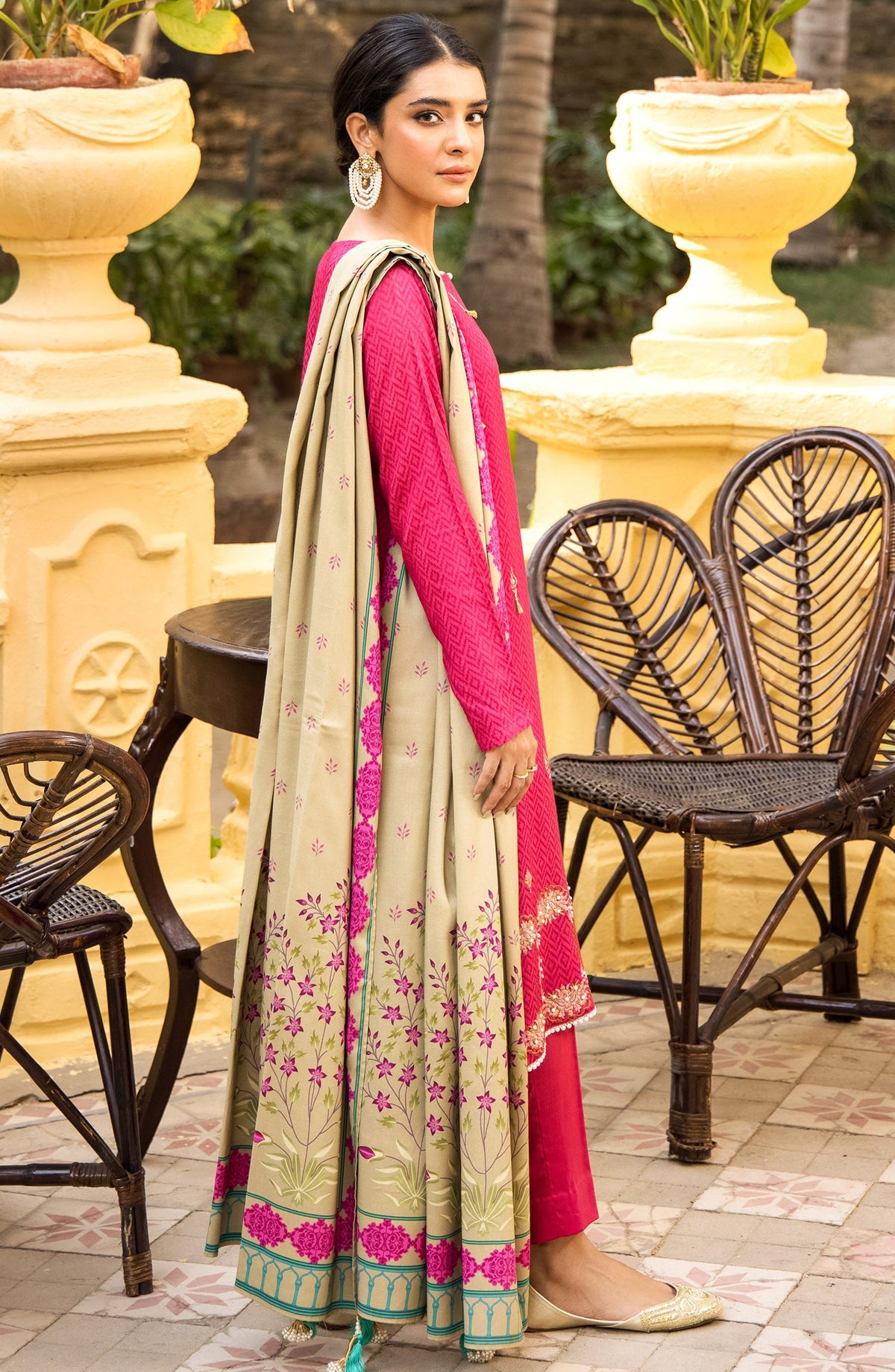 Orient - Unstitched 3 Piece Embroidered Linen Shirt , Linen Pant and Linen Dupatta