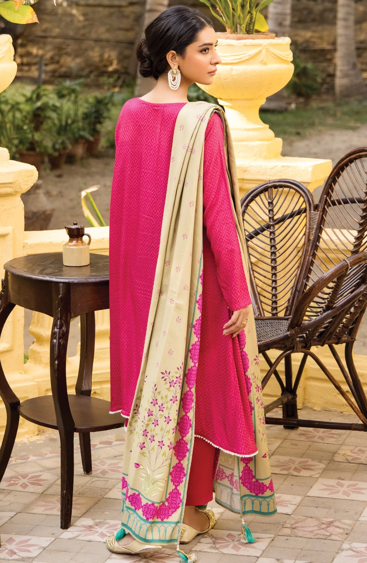Orient - Unstitched 3 Piece Embroidered Linen Shirt , Linen Pant and Linen Dupatta
