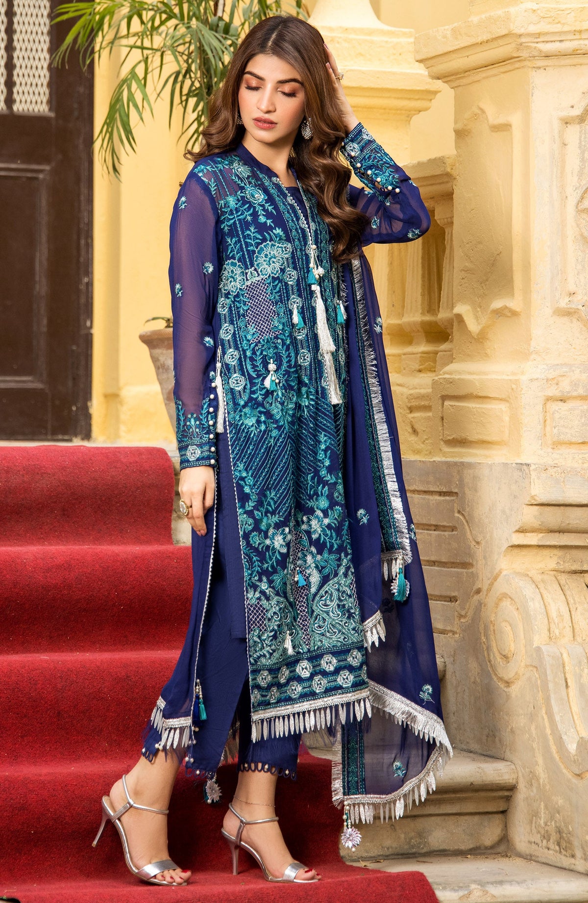 Orient - Unstitched 3 Piece Embroidered Chiffon Shirt , Raw Silk Pant and Chiffon Dupatta