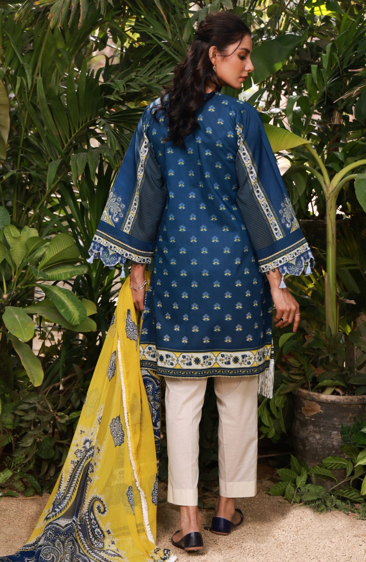 Orient - Unstitched 2 Piece Printed Lawn Shirt and Chiffon Dupatta