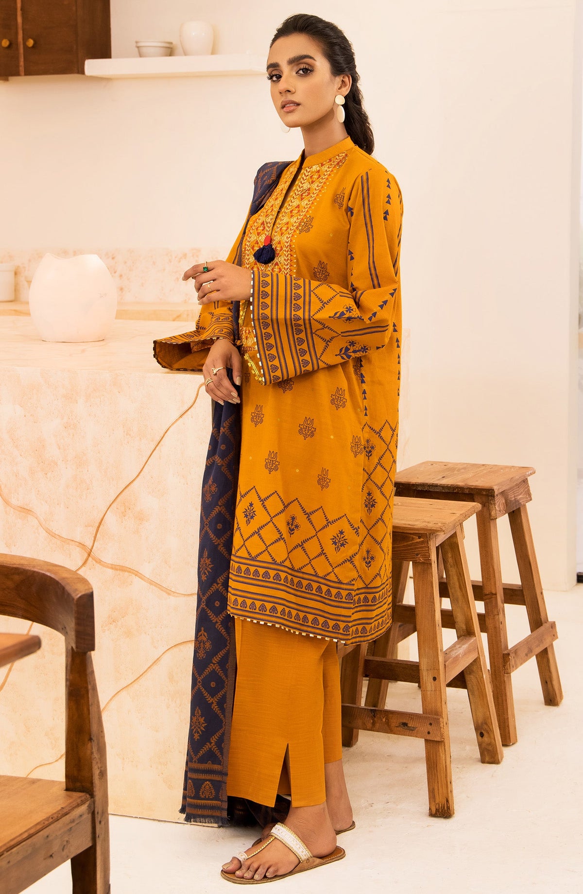 Orient - Unstitched 3 Piece Embroidered Khaddar Shirt, Pant and Jacquard Shawl Dupatta