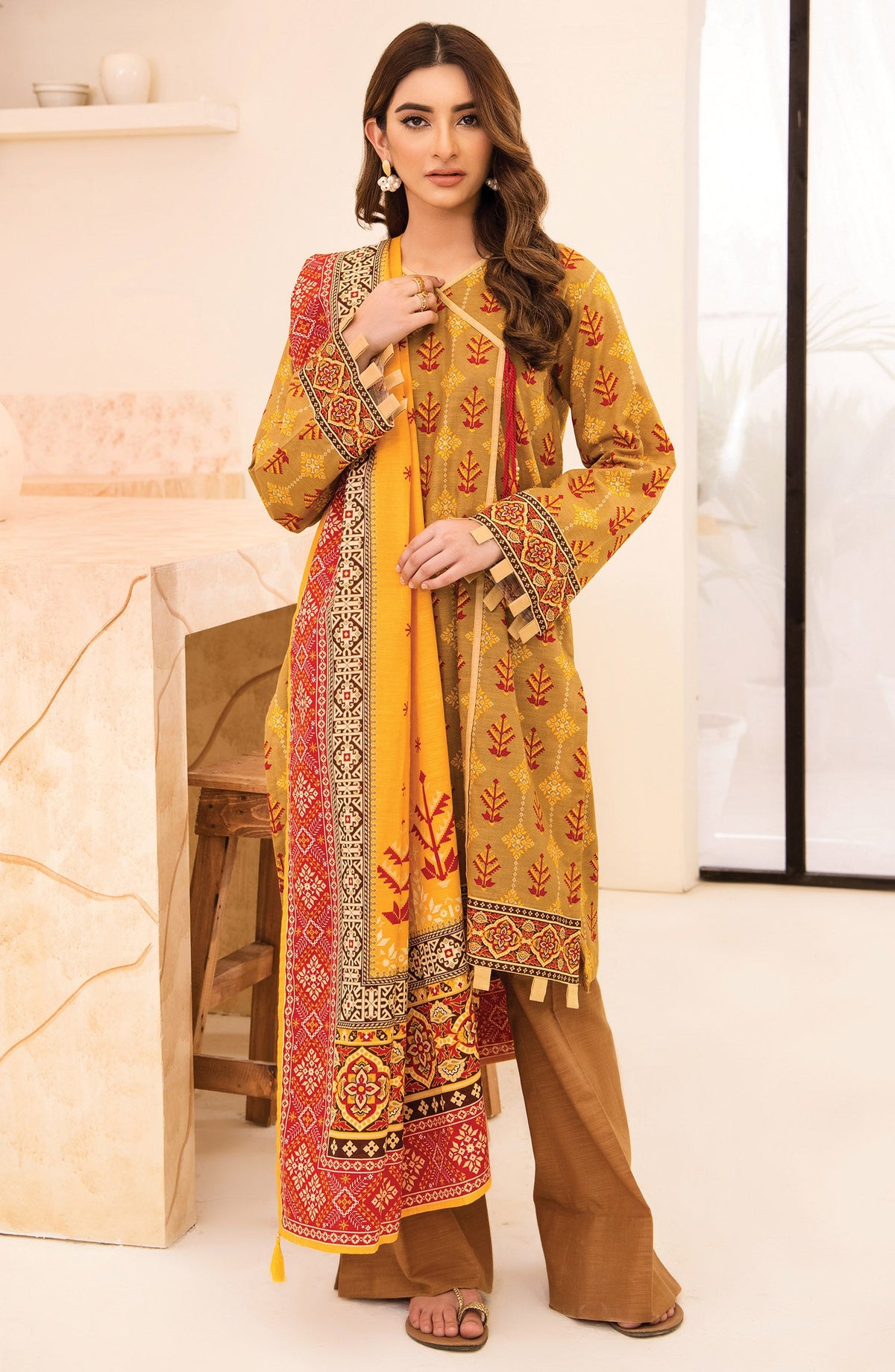Orient - Unstitched 3 Piece Printed Khaddar Shirt, Pant and Khaddar Shawl Dupatta
