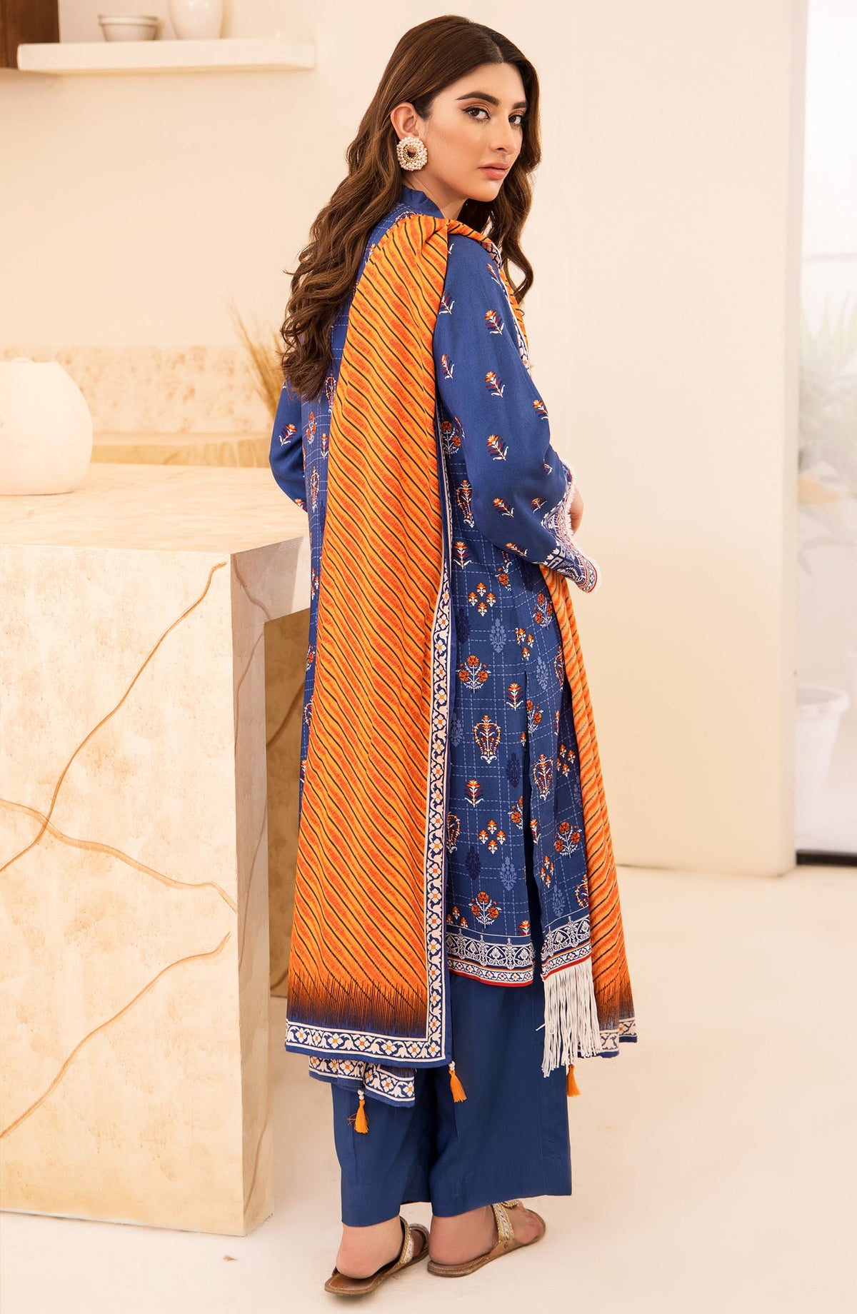 Orient - Unstitched 3 Piece Printed Linen Shirt , Pant and Linen Shawl Dupatta