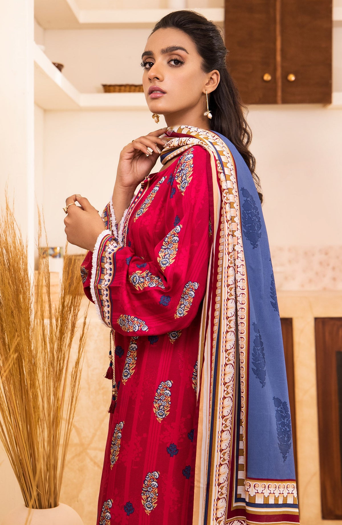 Orient - Unstitched 3 Piece Printed Linen Shirt , Pant and Linen Shawl Dupatta