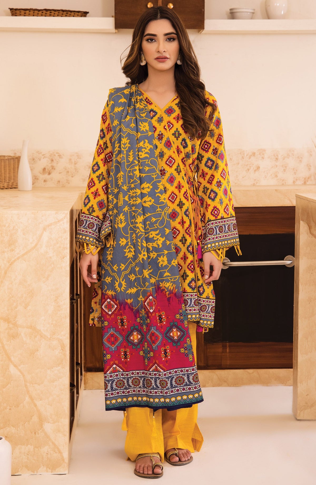 Orient - Unstitched 3 Piece Printed Khaddar Shirt, Pant and Khaddar Shawl Dupatta