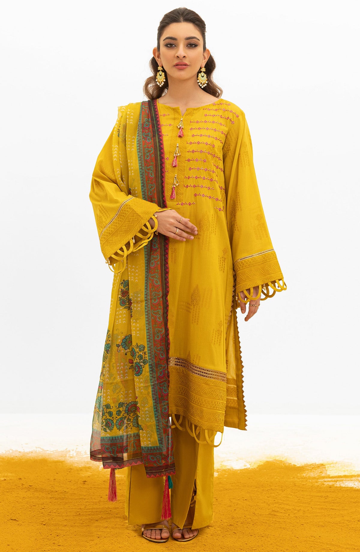 Orient - Unstitched 3 Piece Embroidered Jacquard Shirt , Cambric Pant and Chiffon Dupatta