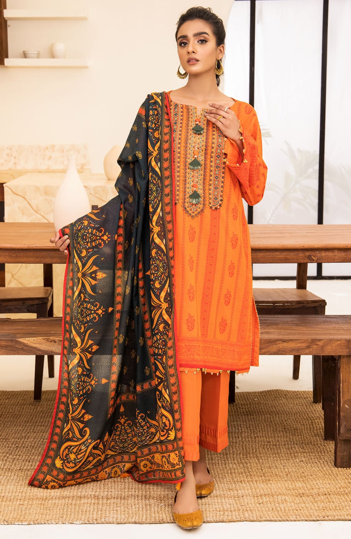 Orient - Unstitched 3 Piece Embroidered Karandi Shirt , Pant and Karandi Dupatta