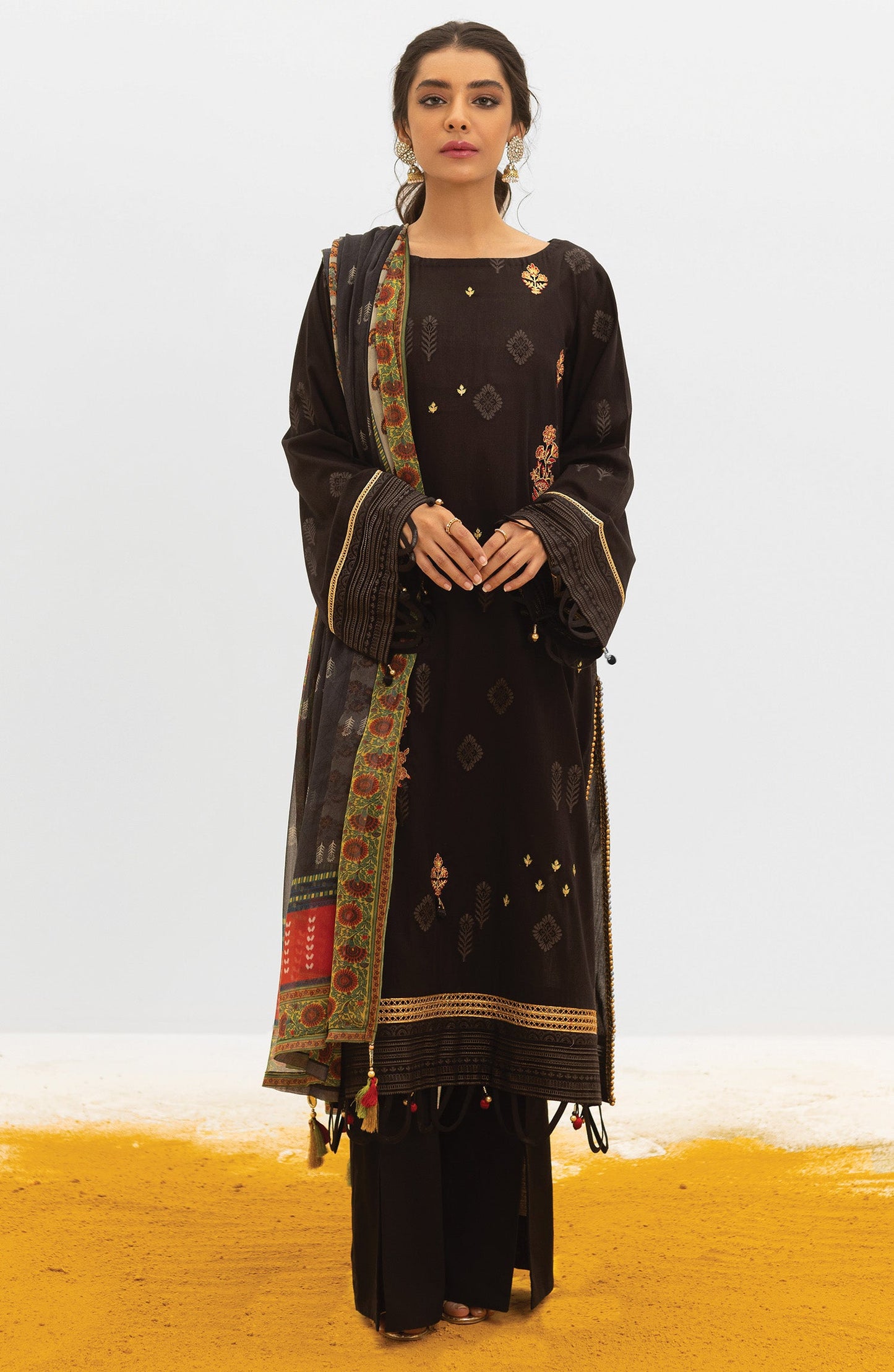 Orient - Unstitched 3 Piece Embroidered Jacquard Shirt , Cambric Pant and Chiffon Dupatta