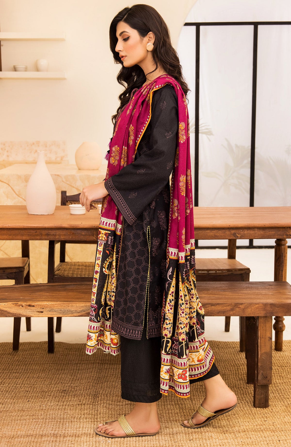 Orient - Unstitched 3 Piece Embroidered Karandi Shirt , Pant and Karandi Dupatta