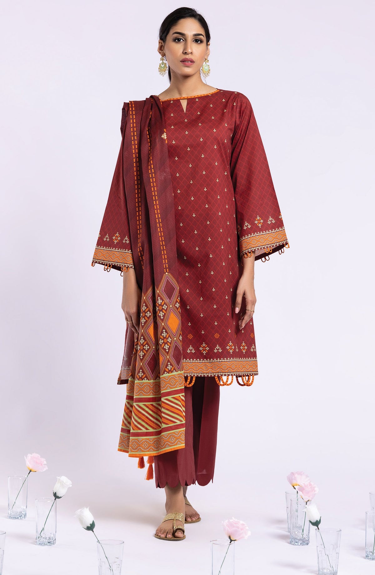 Orient - Unstitched 3 Piece Printed Lawn Shirt , Cambric Pant and Lawn Dupatta