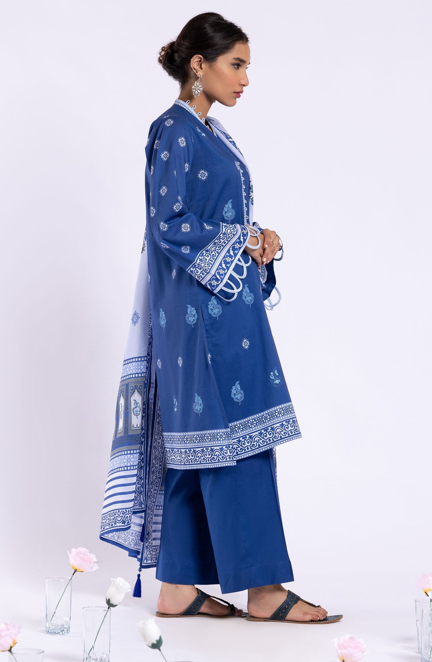 Orient - Stitched 3 Piece Printed Lawn Shirt , Cambric Pant and Lawn Dupatta