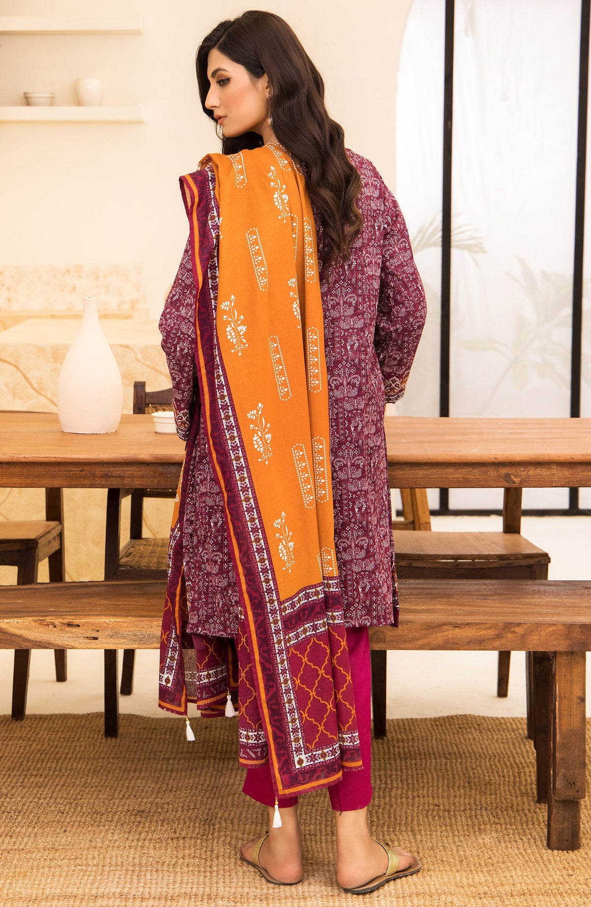 Orient - Unstitched 3 Piece Printed Karandi Shirt , Pant and Karandi Shawl Dupatta