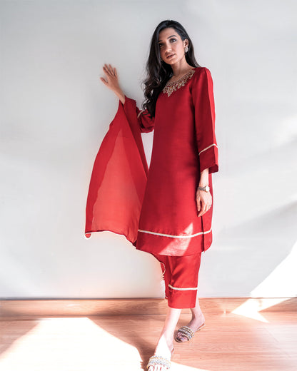 Ayesha Naveed - Carmine