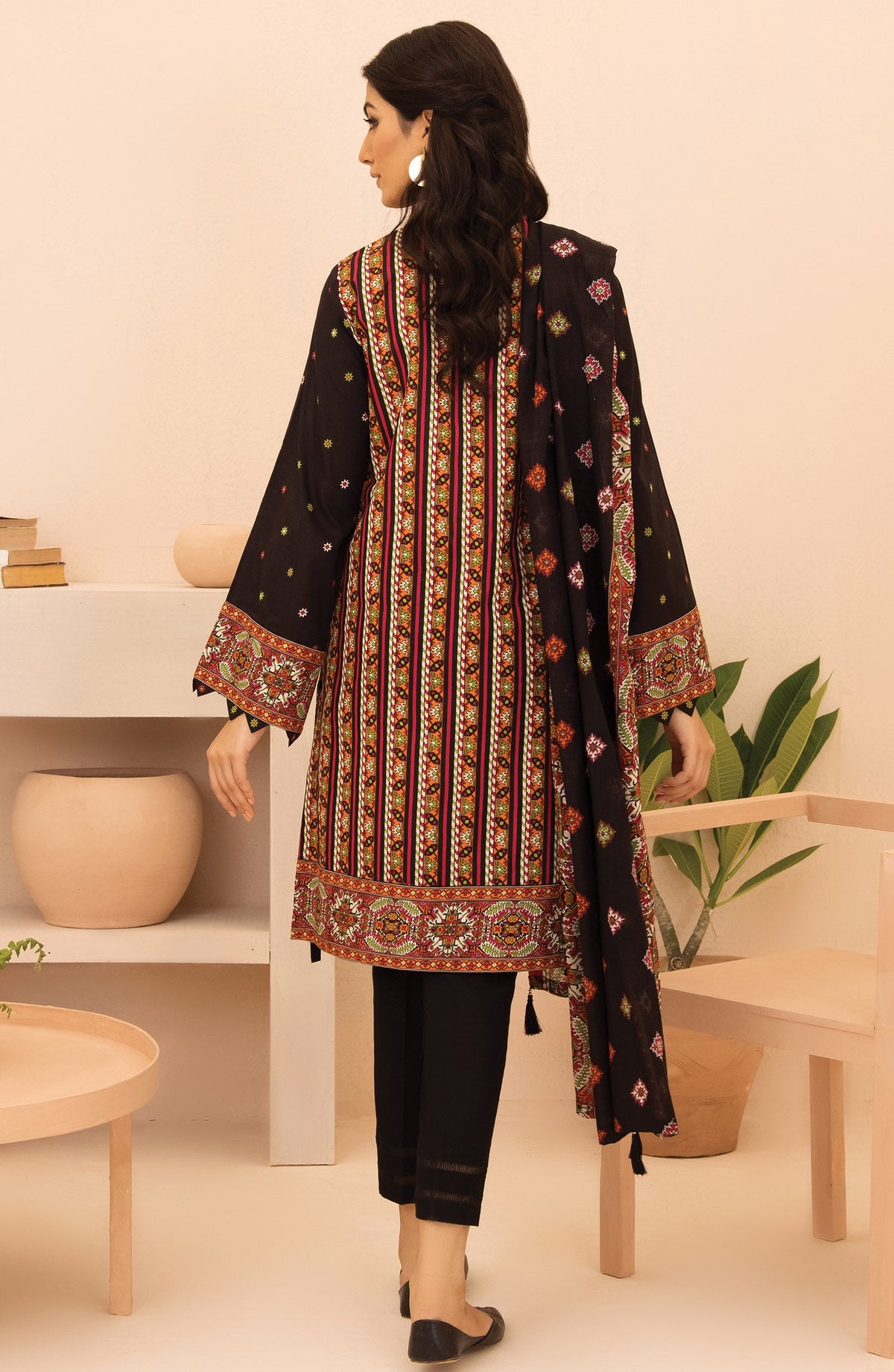 Orient - Unstitched 3 Piece Printed Lawn Shirt , Dyed Textured Pant and Lawn Dupatta