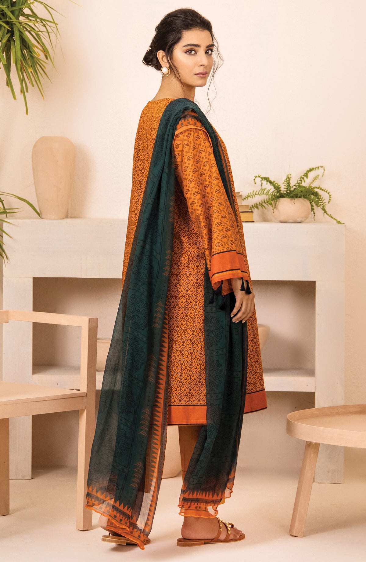 Orient - Unstitched 2 Piece Printed Lawn Shirt and Chiffon Dupatta