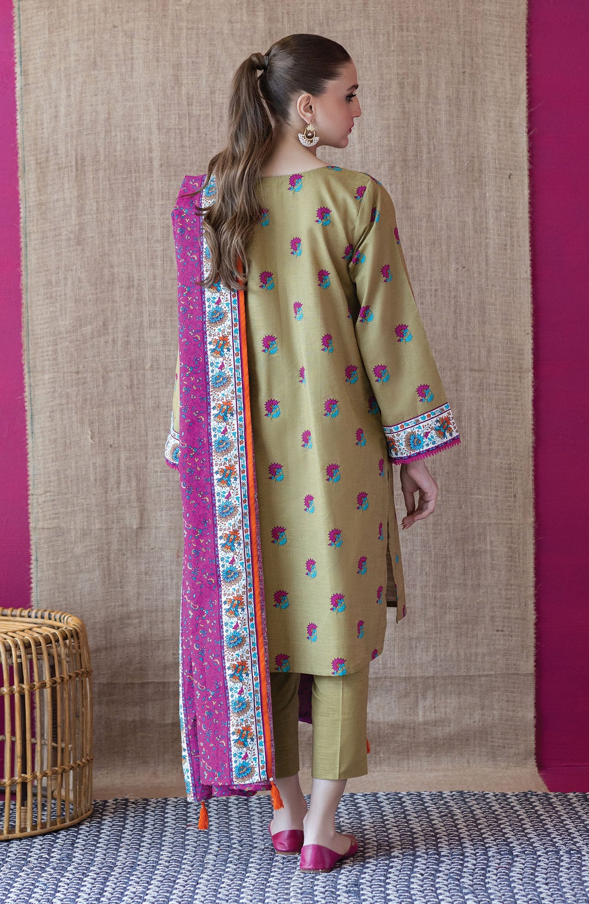 Orient - Unstitched 3 Piece Printed Khaddar Shirt , Khaddar Pant and Khaddar Dupatta