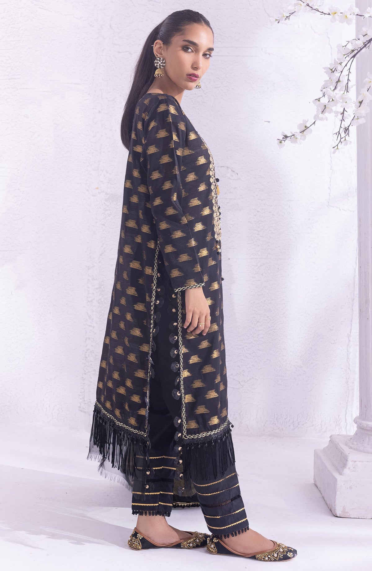 Orient - Unstitched 3 Piece Embroidered Jacquard Shirt , Raw Silk Pant and Fancy Dupatta