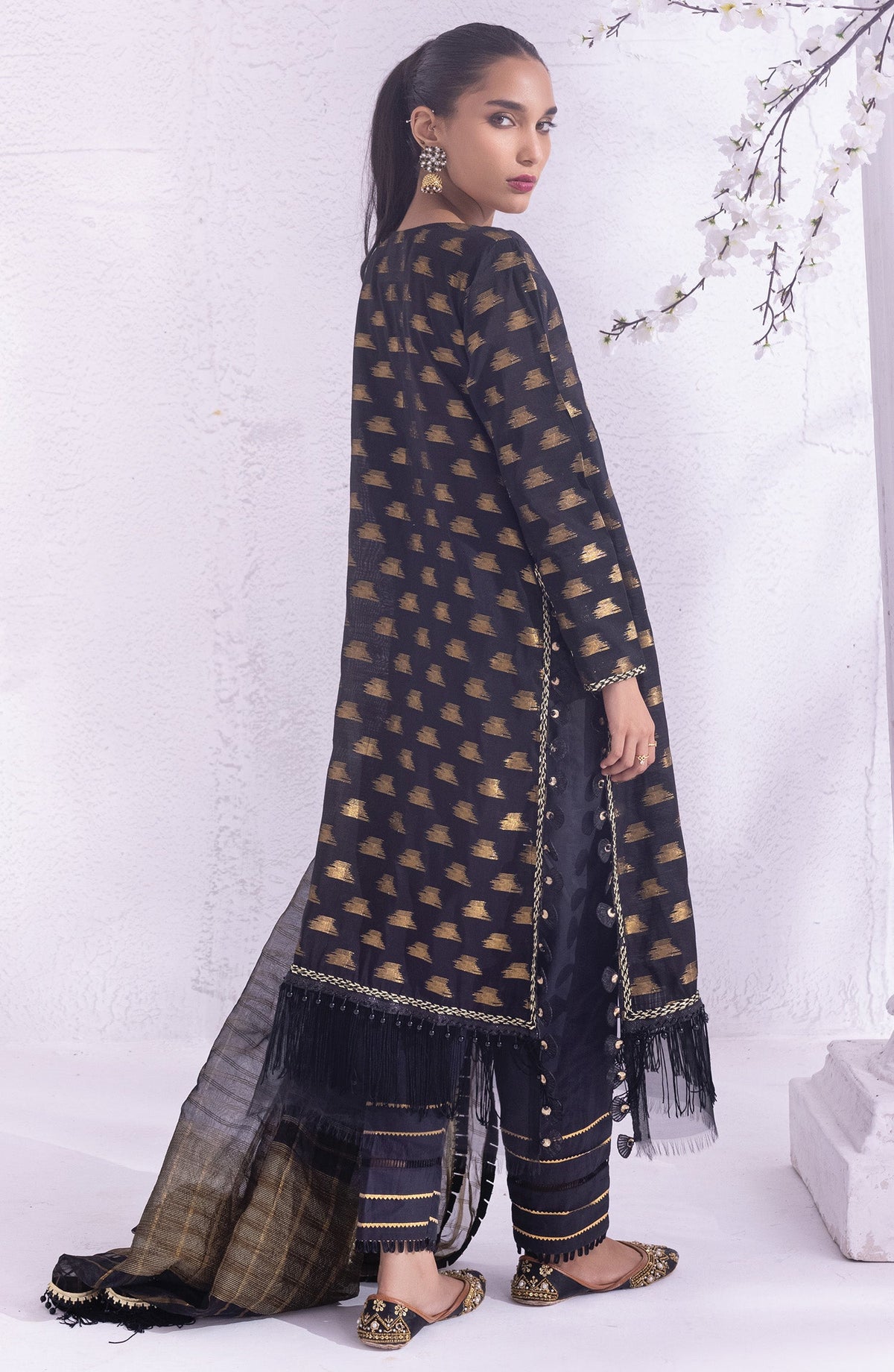 Orient - Unstitched 3 Piece Embroidered Jacquard Shirt , Raw Silk Pant and Fancy Dupatta