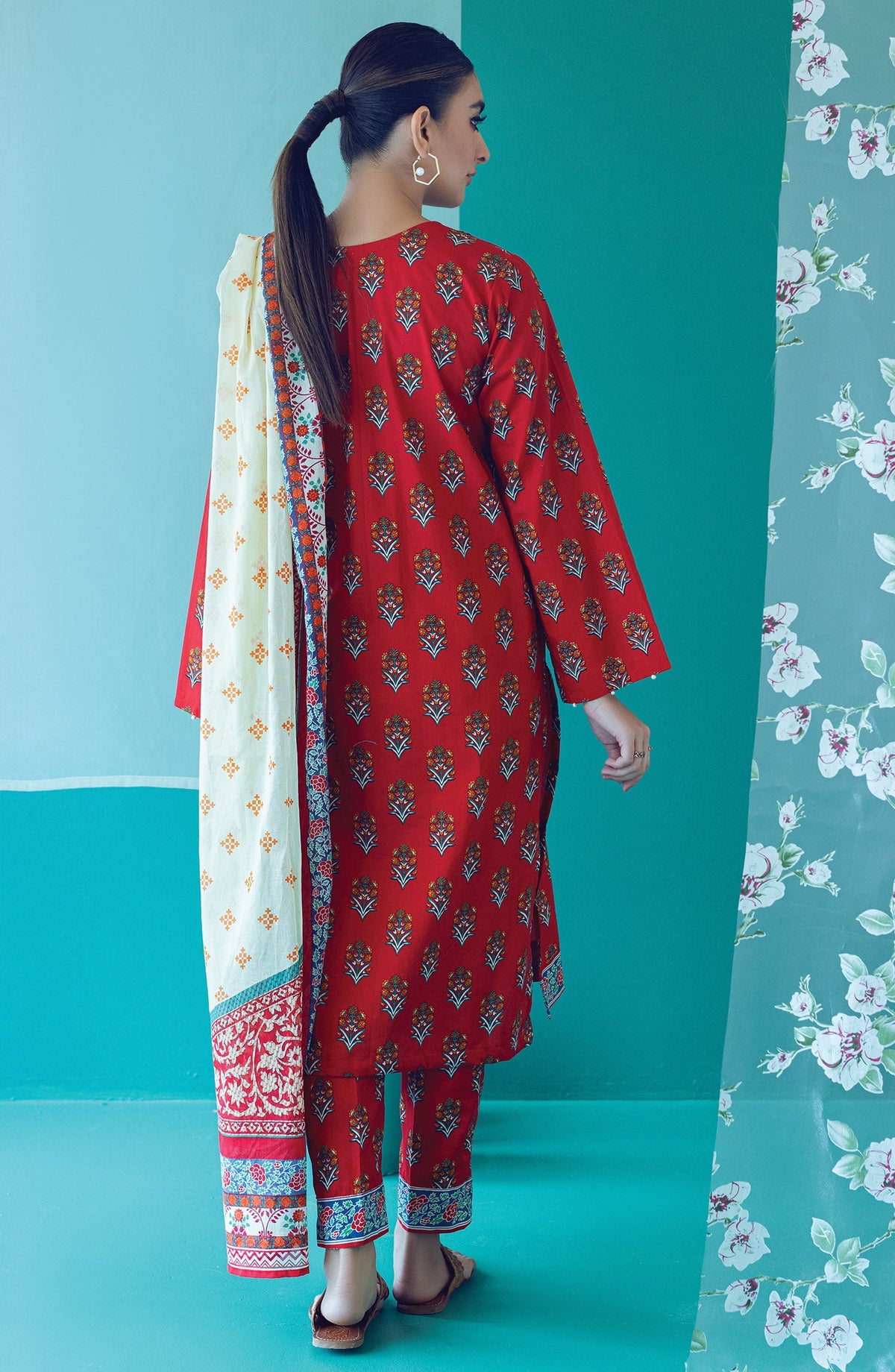 Orient - Unstitched 3 Piece Printed Heavy Lawn Shirt , Lawn Pant and Lawn Dupatta