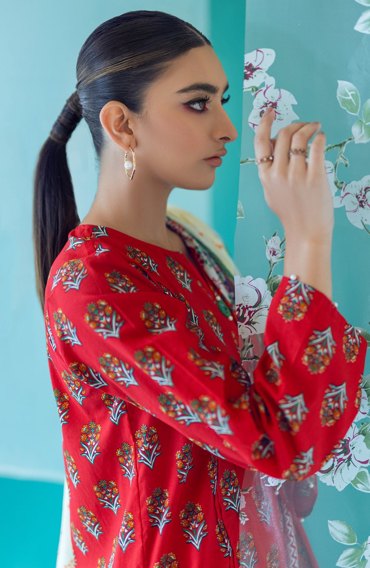 Orient - Unstitched 3 Piece Printed Heavy Lawn Shirt , Lawn Pant and Lawn Dupatta