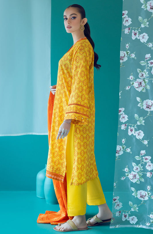 Orient - Unstitched 3 Piece Printed Lawn Shirt , Cambric Pant and Lawn Dupatta