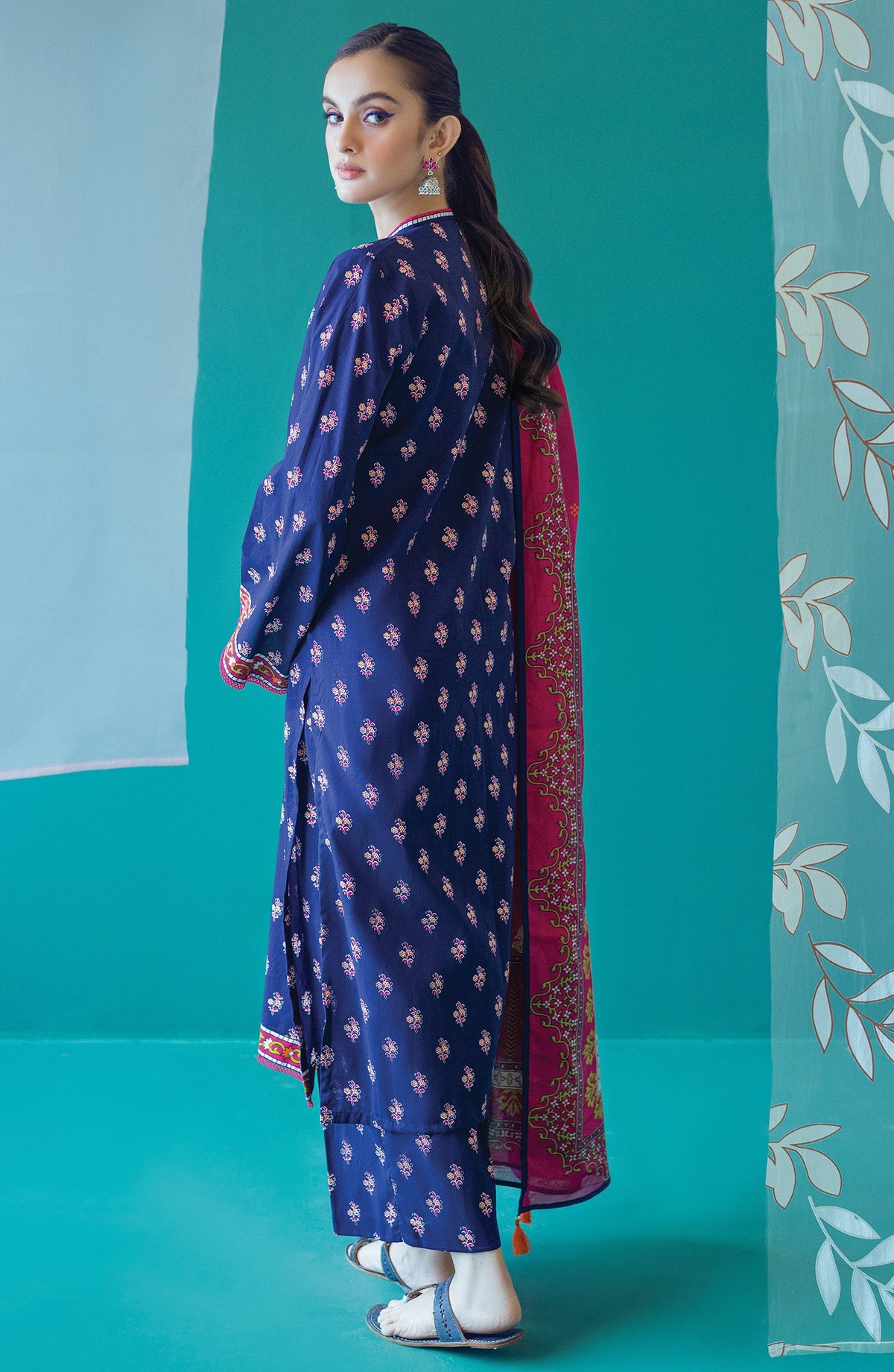 Orient - Unstitched 3 Piece Printed Heavy Lawn Shirt , Lawn Pant and Lawn Dupatta