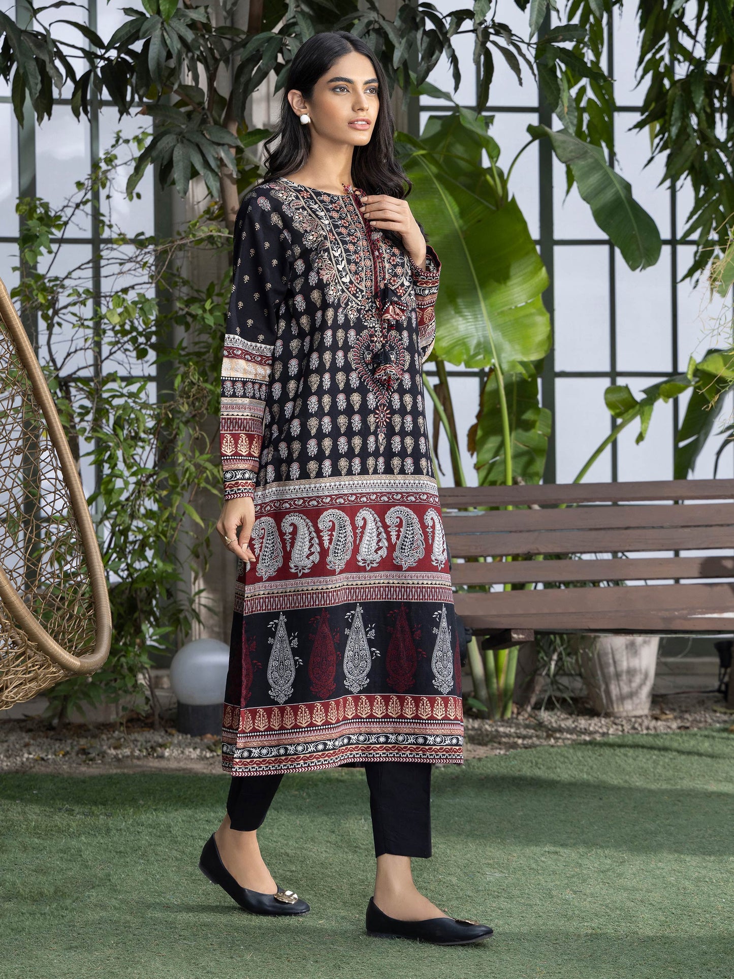 Limelight - 2 Piece Khaddar Suit-Embroidered (Pret)