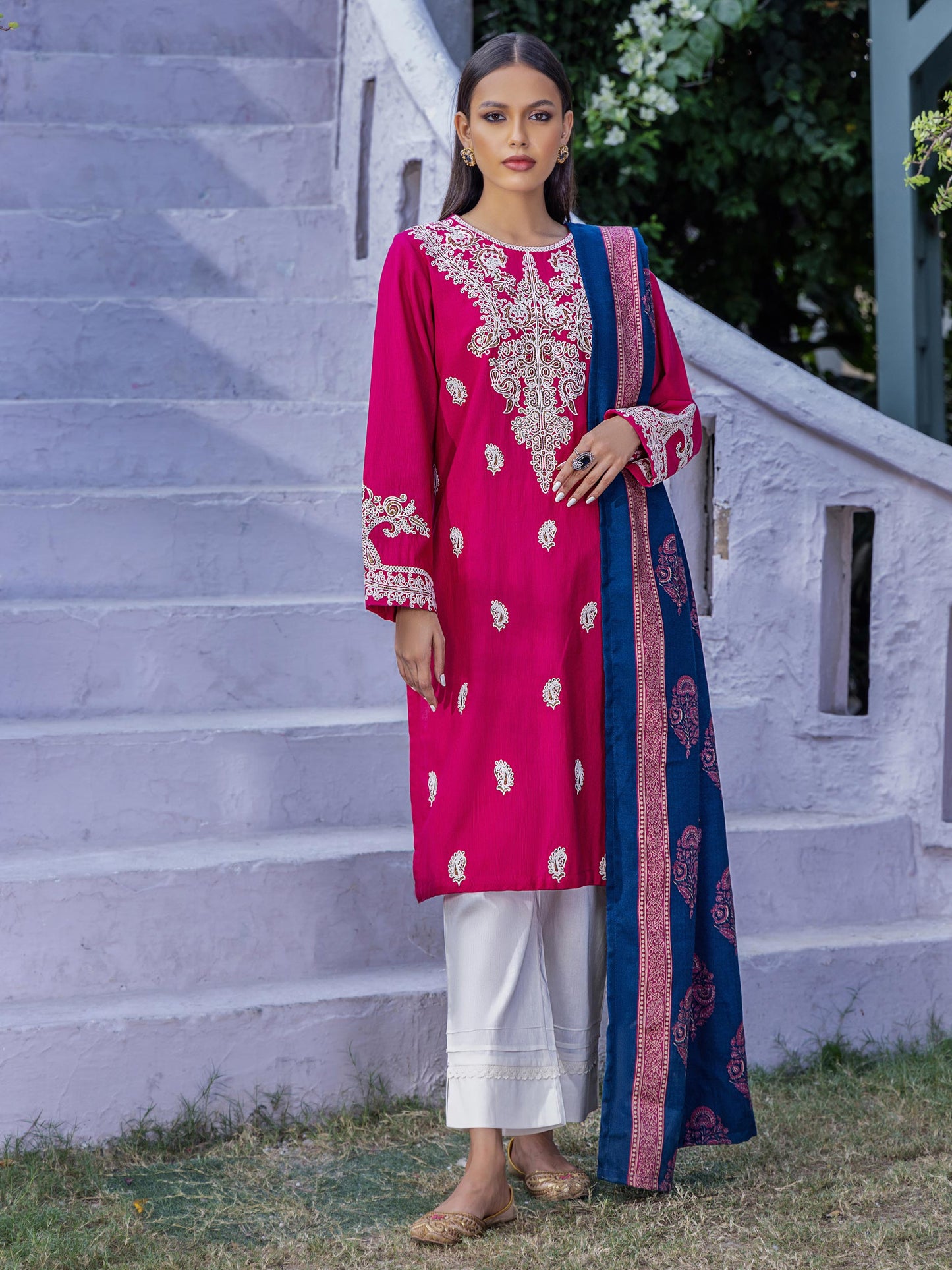 Limelight - 2 Piece Khaddar Suit-Embroidered (Pret)