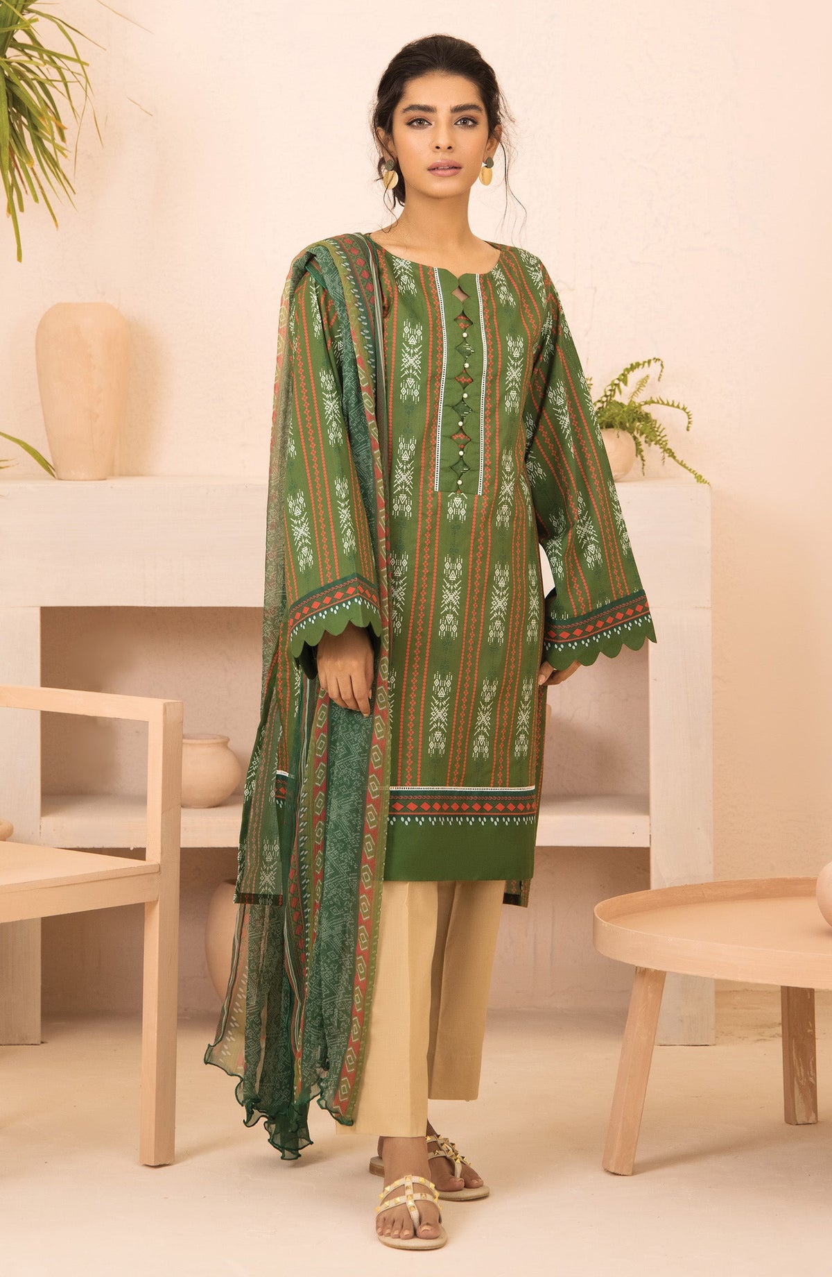 Orient - Unstitched 2 Piece Printed Lawn Shirt and Chiffon Dupatta
