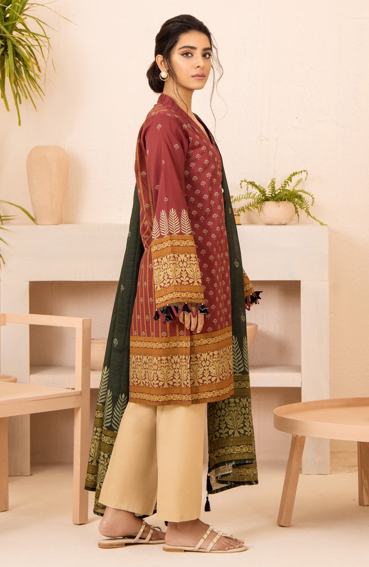Orient - Unstitched 2 Piece Printed Heavy Lawn Shirt and Dobby Dupatta