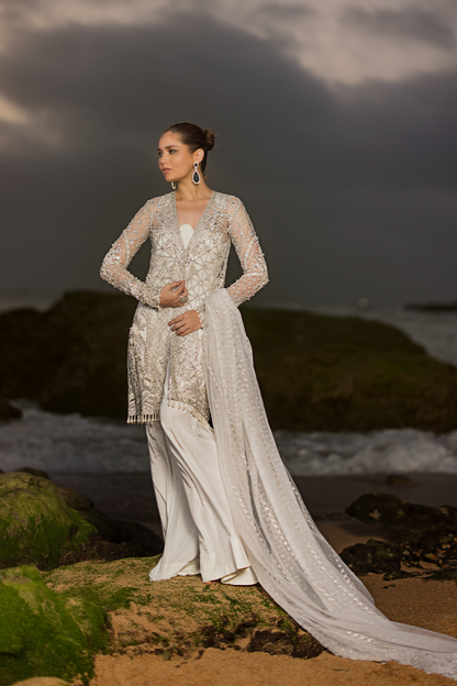 Ayesha Shoaib Malik - Luna