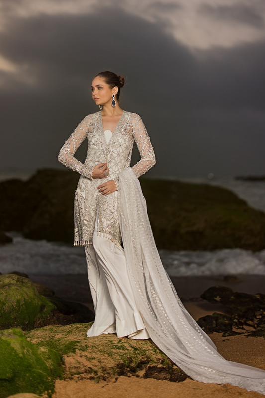 Ayesha Shoaib Malik - Luna