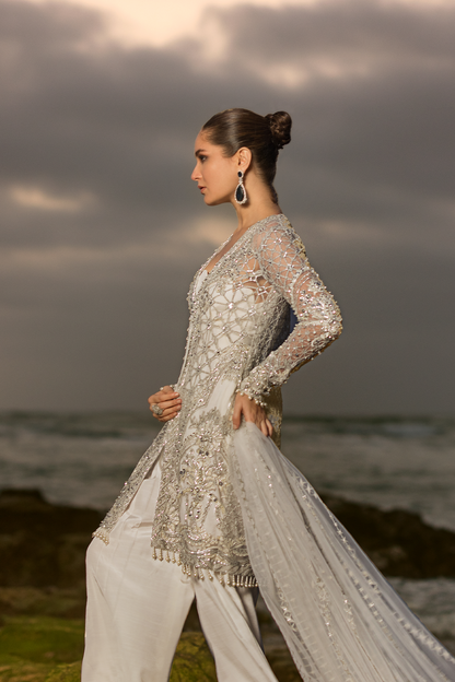 Ayesha Shoaib Malik - Luna