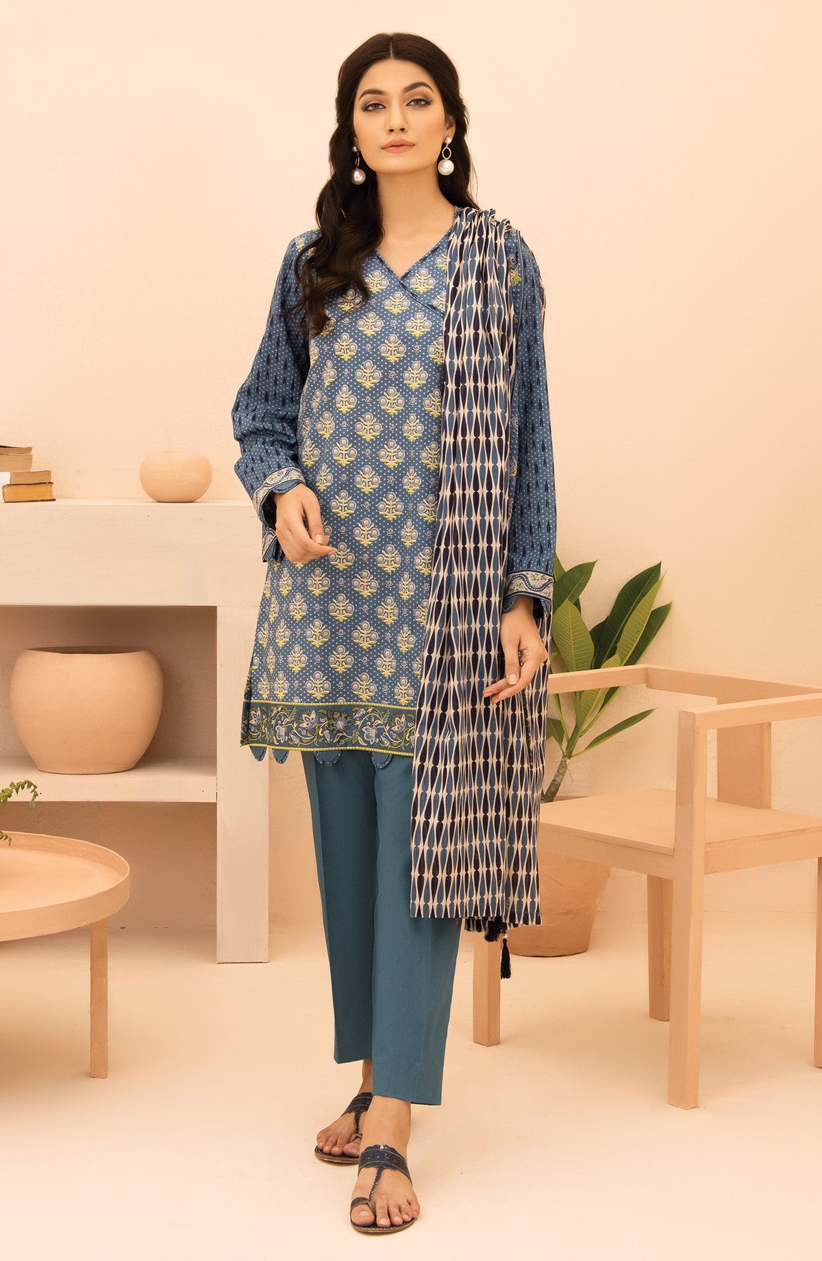Orient - Unstitched 3 Piece Printed Lawn Shirt , Dyed Textured Pant and Lawn Dupatta