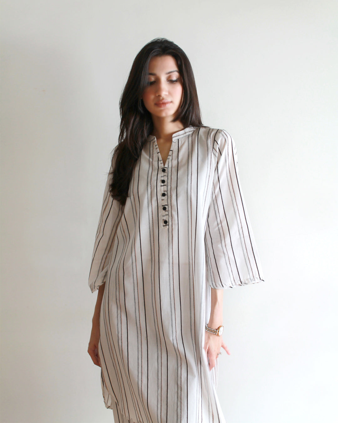 Ayesha Naveed - Maya