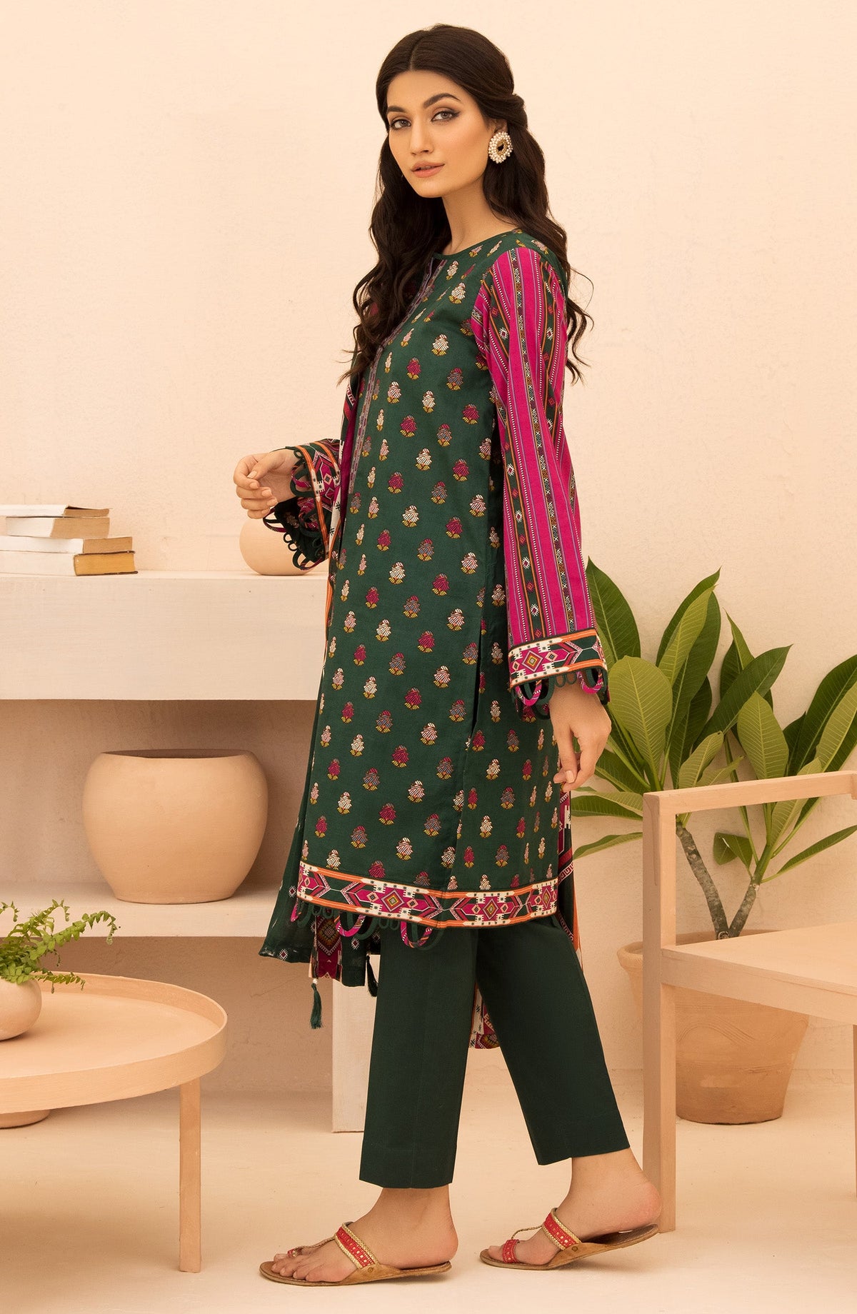 Orient - Unstitched 3 Piece Printed Lawn Shirt , Dyed Textured Pant and Lawn Dupatta