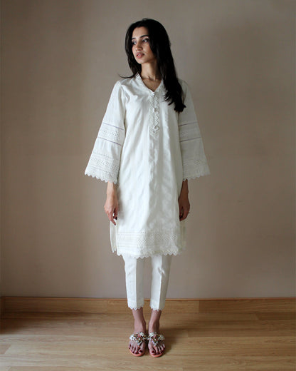 Ayesha Naveed - Pearl Set