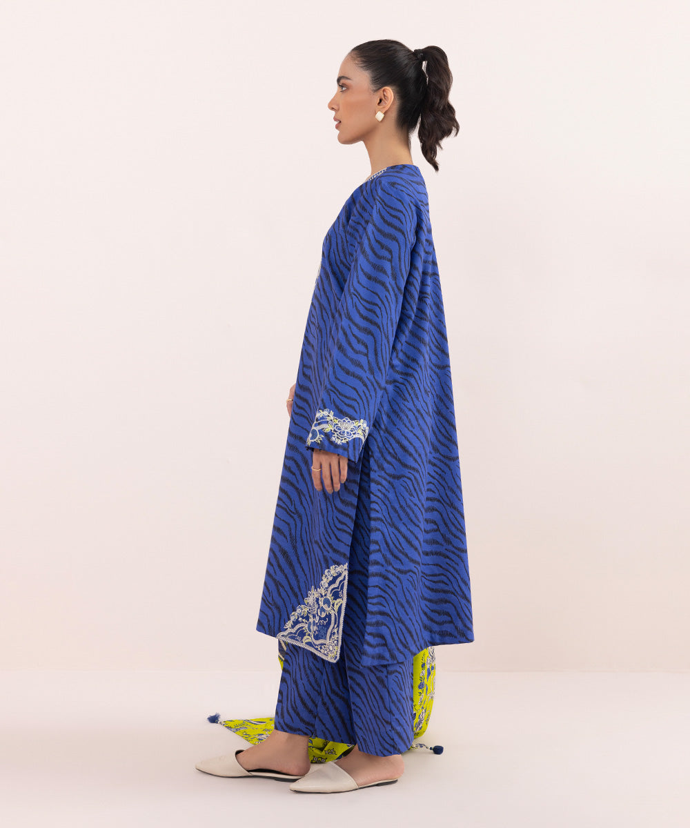 Sapphire - 3 Piece - Embroidered Khaddar Suit