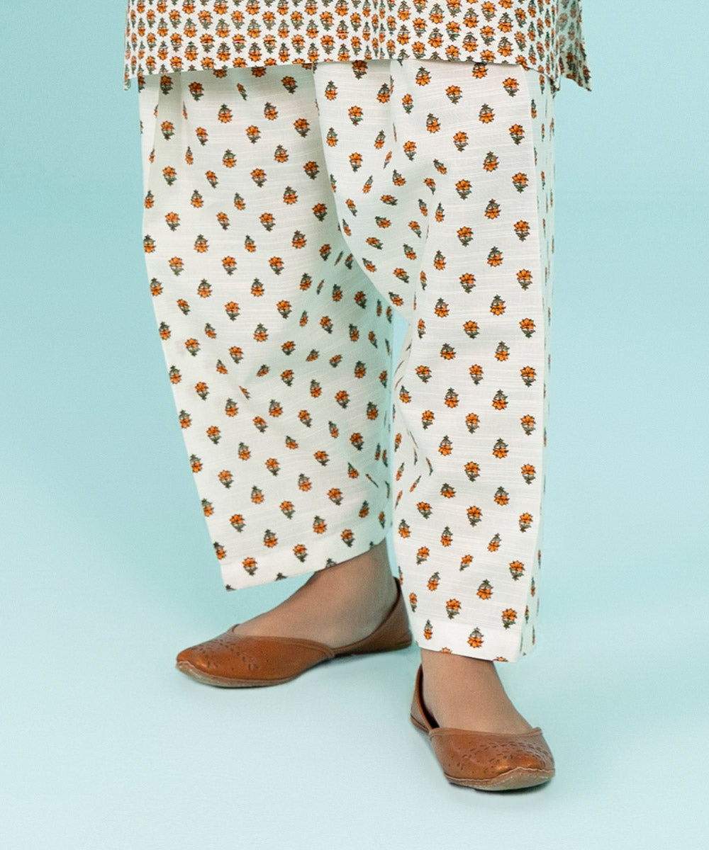 Sapphire - 2 Piece - Printed Khaddar Suit