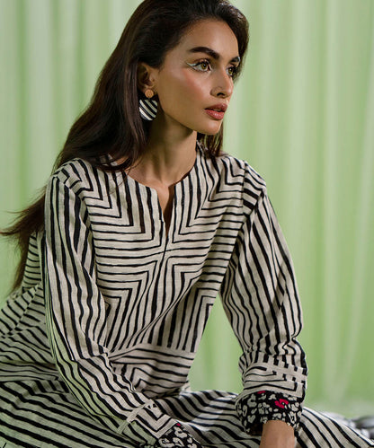Sapphire - Printed Khaddar Shirt
