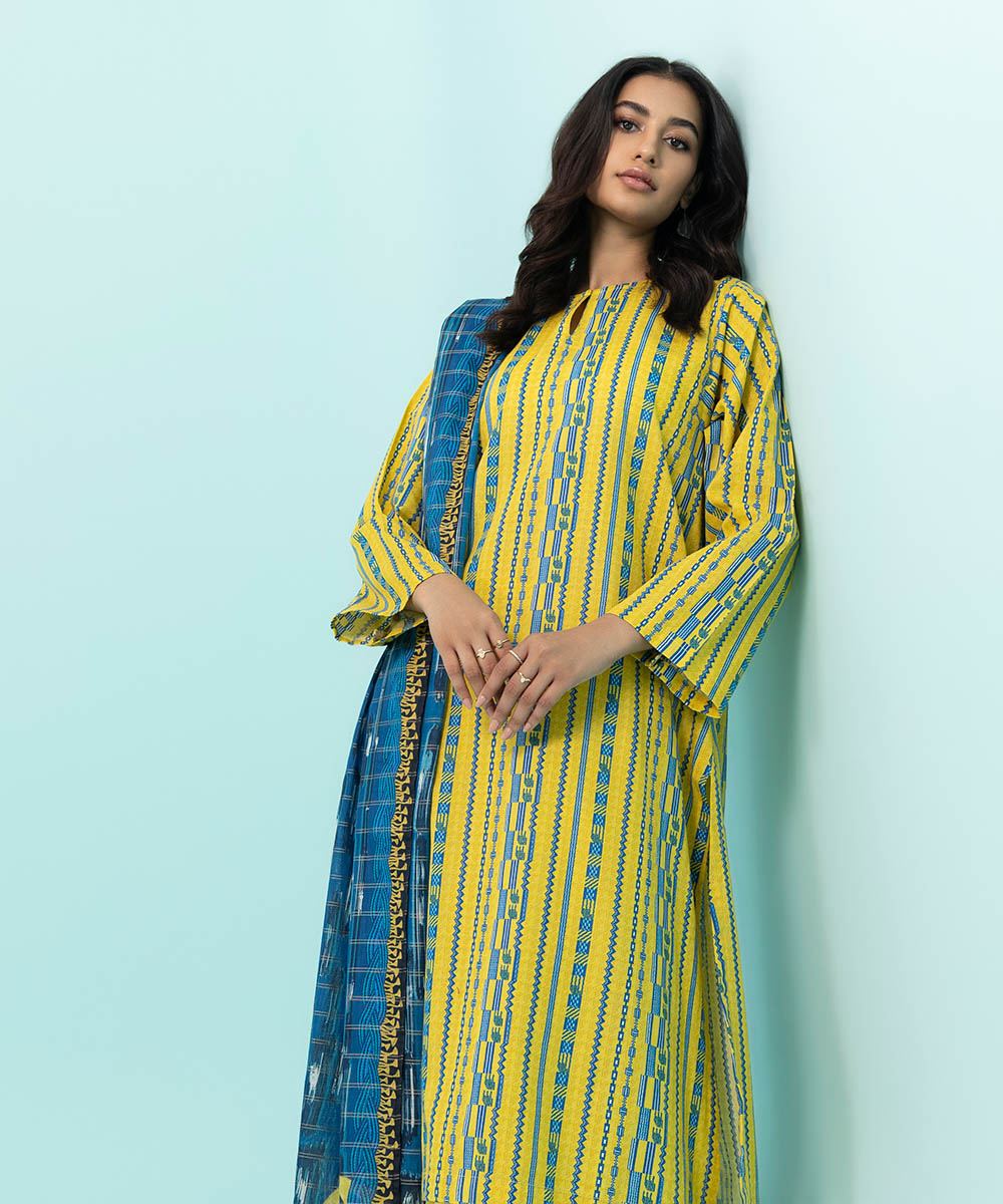 Sapphire - 3 Piece - Printed Khaddar Shirt